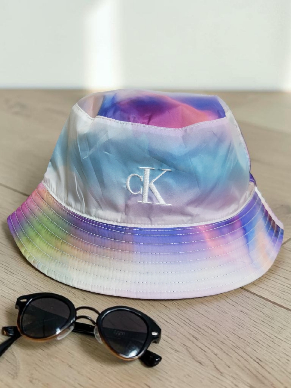 Calvin Klein Jeans Pastel Tie-Dye Bucket Hat